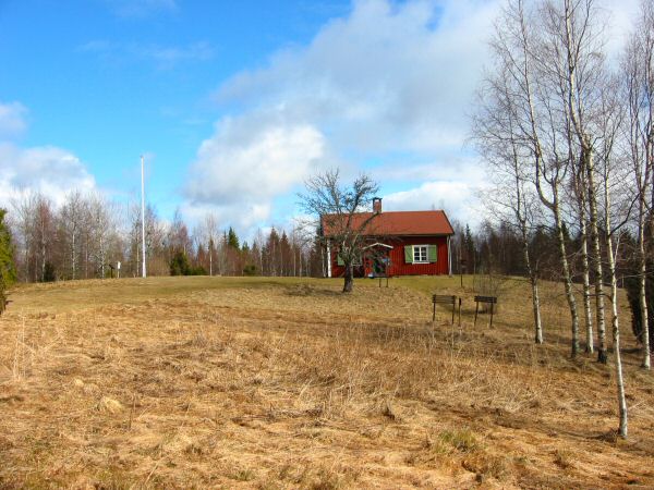 The hut at Kilsberg, April 2005.